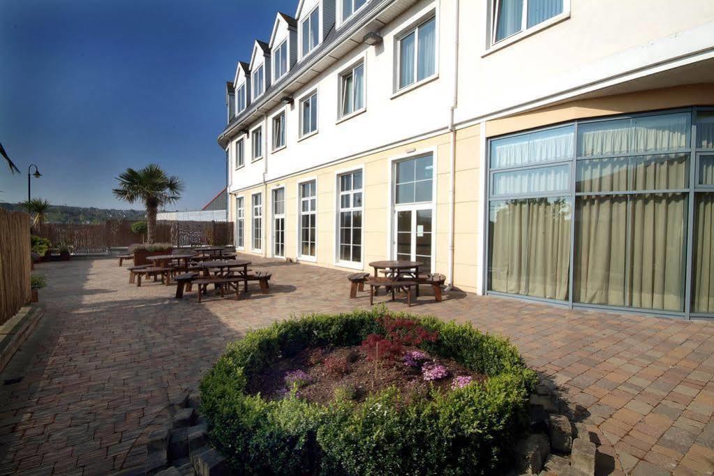 Carrigaline Court Hotel & Leisure Centre מראה חיצוני תמונה